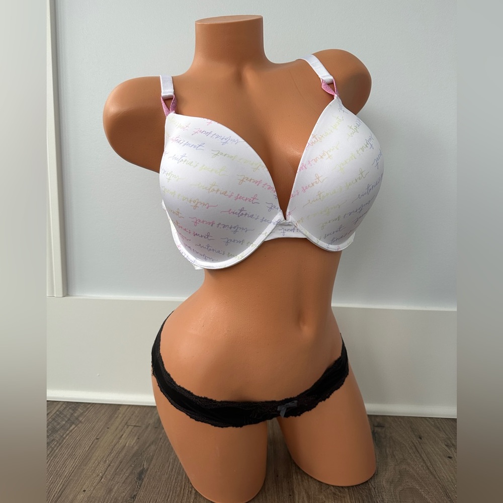 Victoria Secret brand new without tag push-up bra